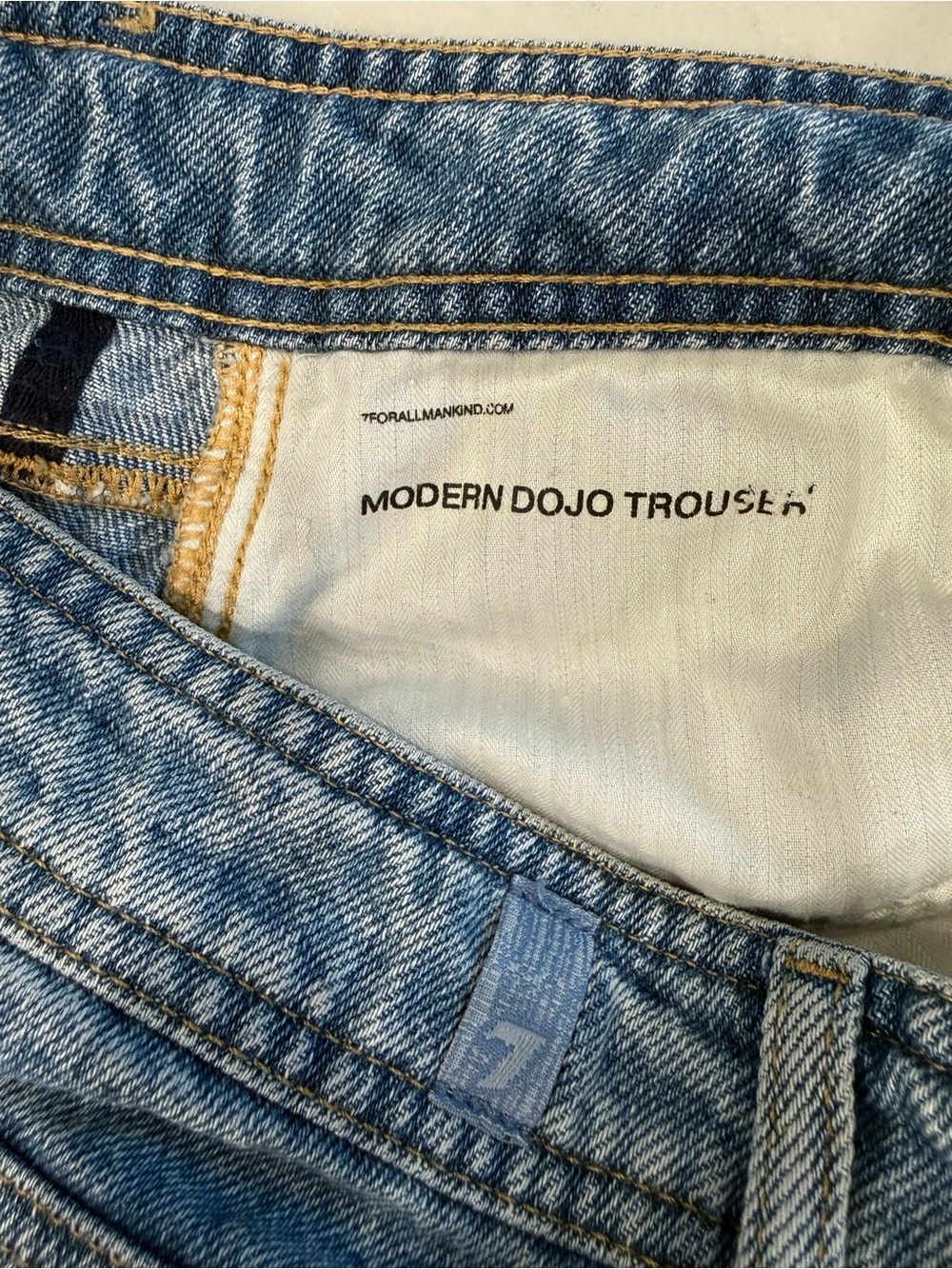 7 For All Mankind Light Blue Modern Dojo Trouser Jeans - Picture 2 of 9